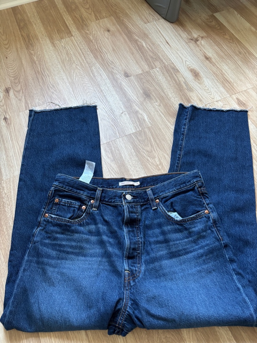 Levi's Dark Blue Women's Cropped Straight Jeans